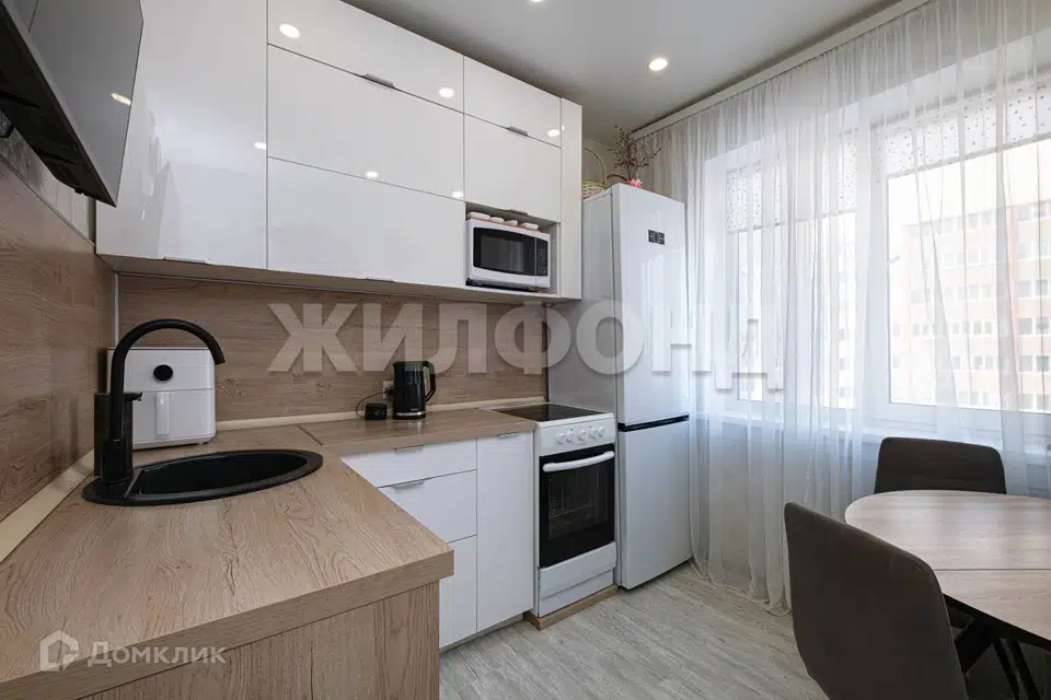 Продаётся 2-комнатная квартира, 52.7 м²