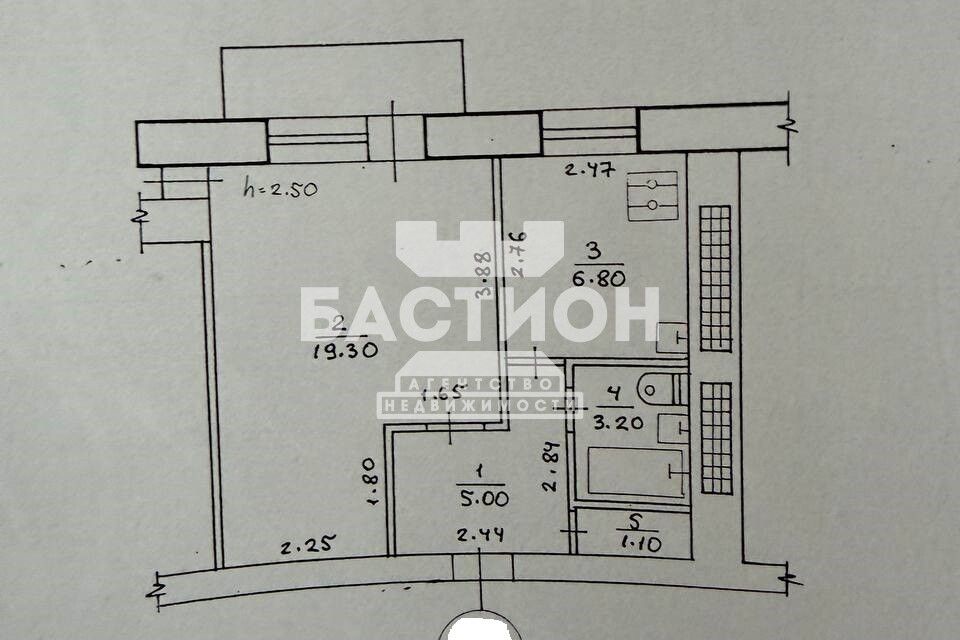 Продаётся 1-комнатная квартира, 34 м²