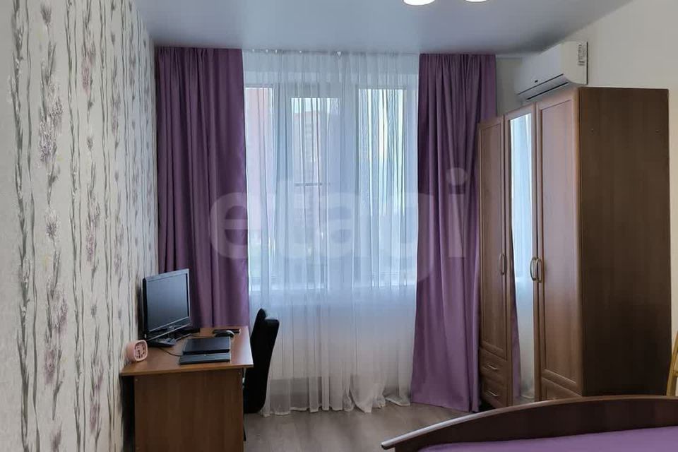Продаётся 2-комнатная квартира, 77 м²