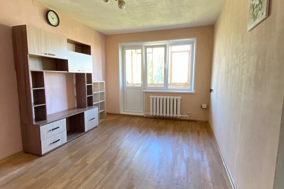 Продаётся 3-комнатная квартира, 57.9 м²