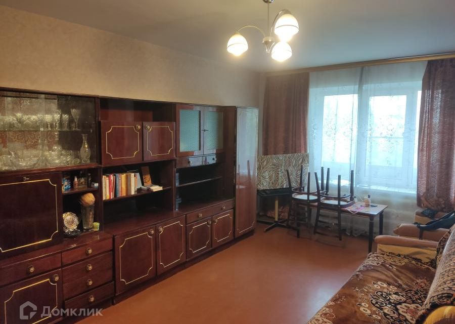 Продаётся 3-комнатная квартира, 57.9 м²