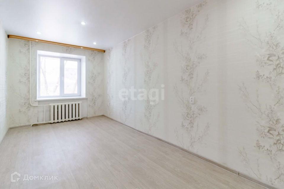Продаётся 3-комнатная квартира, 59.4 м²