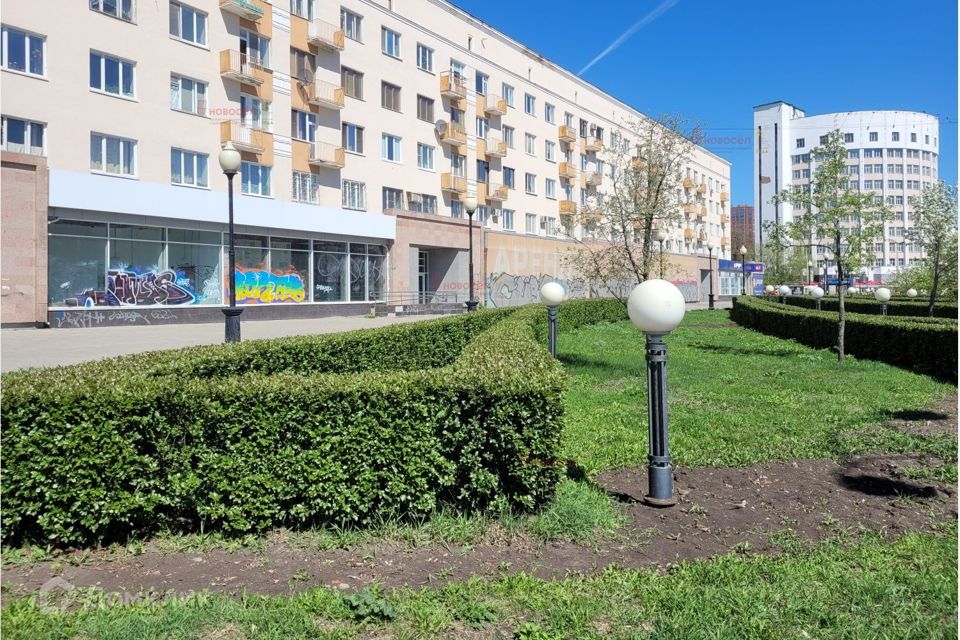 Сдаётся 2-комнатная квартира, 56 м²