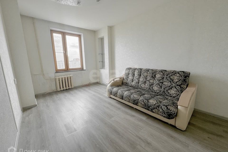 Продаётся 1-комнатная квартира, 40.2 м²
