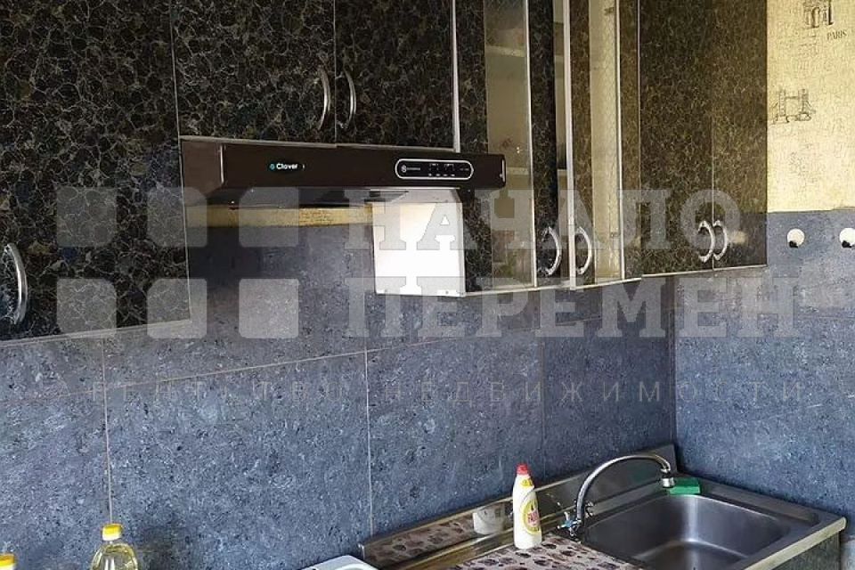 Сдаётся 1-комнатная квартира, 42 м²