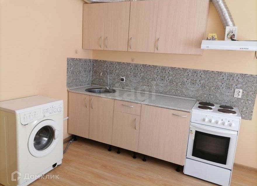 Сдаётся 1-комнатная квартира, 37 м²