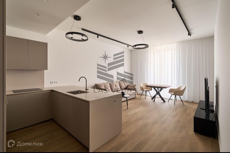 Сдаётся 2-комнатная квартира, 73.7 м²