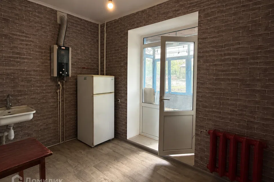 Продаётся 2-комнатная квартира, 56.1 м²