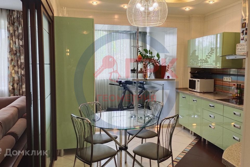 Продаётся 3-комнатная квартира, 83.8 м²