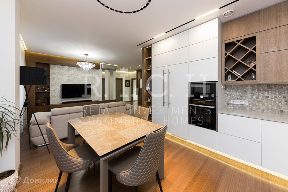 Продаётся 3-комнатная квартира, 94.4 м²