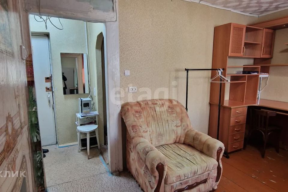 Продаётся 3-комнатная квартира, 42.6 м²