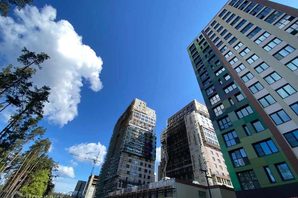 Продаётся 1-комнатная квартира, 74.25 м²