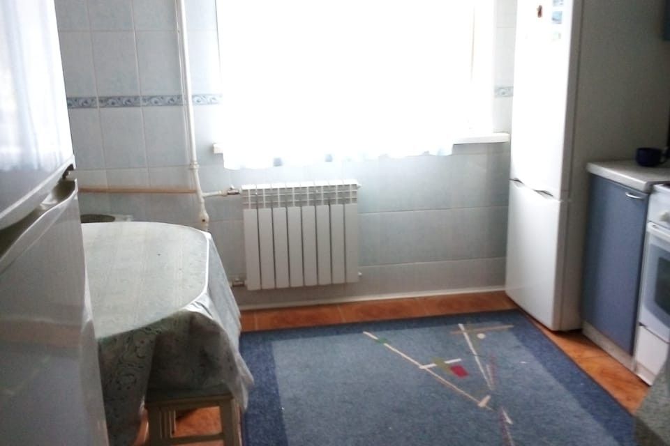 Сдаётся 2-комнатная квартира, 55.6 м²