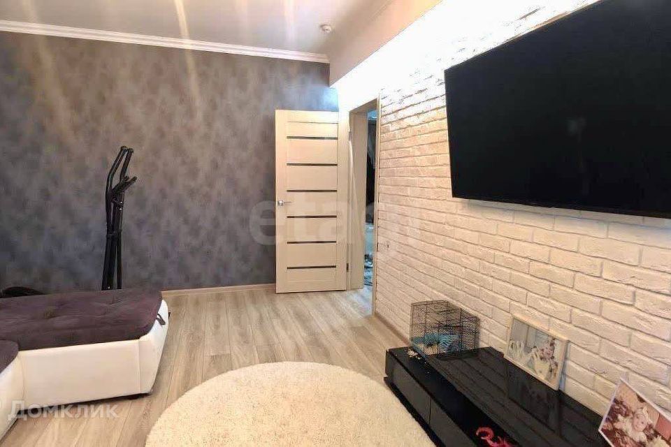 Продаётся 3-комнатная квартира, 76.9 м²