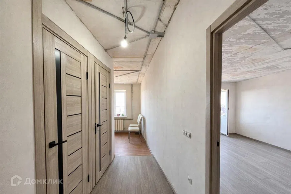 Продаётся 3-комнатная квартира, 63.5 м²