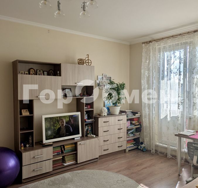 Продаётся 1-комнатная квартира, 38 м²