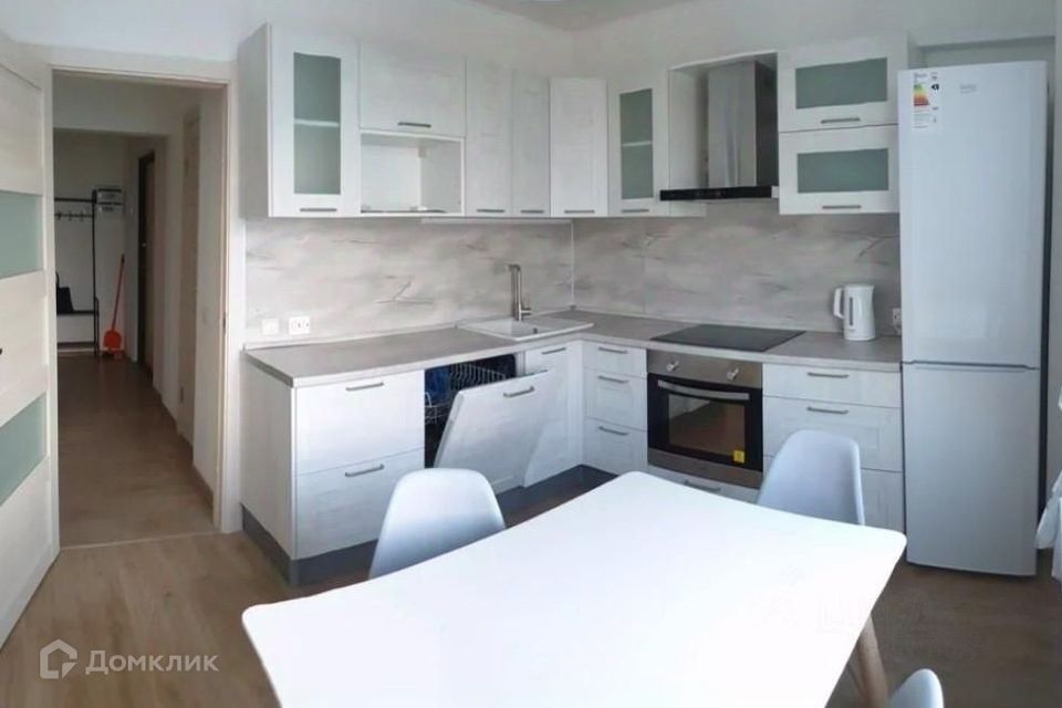 Сдаётся 2-комнатная квартира, 60 м²