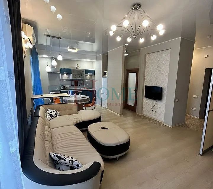 Сдаётся 1-комнатная квартира, 52 м²