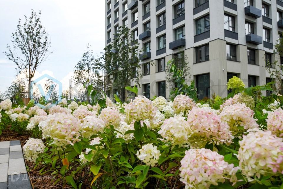 Продаётся 1-комнатная квартира, 51.6 м²