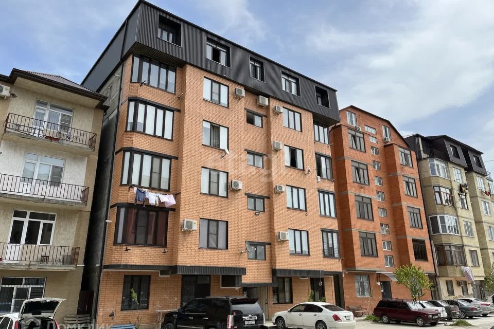 Продаётся 2-комнатная квартира, 81 м²