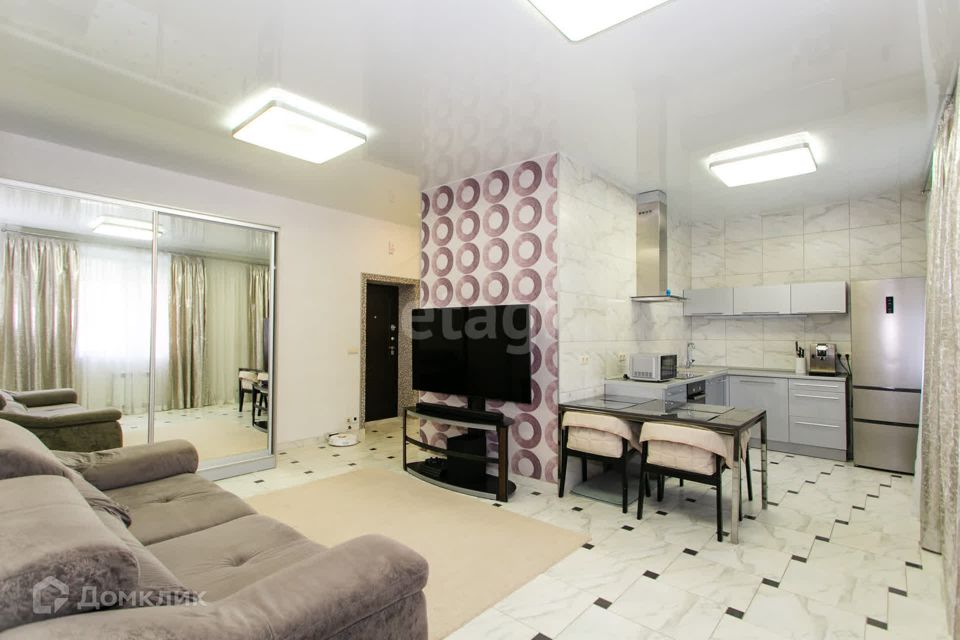 Продаётся 2-комнатная квартира, 57.6 м²