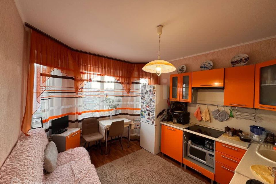 Продаётся 2-комнатная квартира, 58.4 м²