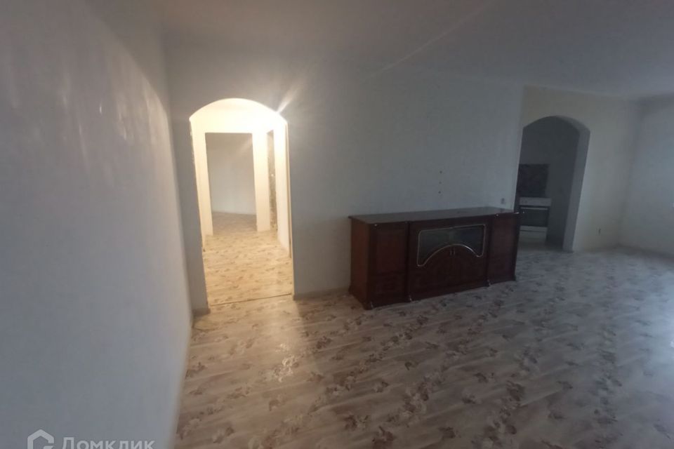 Сдаётся 2-комнатная квартира, 84 м²