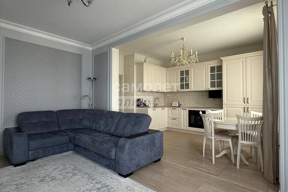 Продаётся 3-комнатная квартира, 82.8 м²