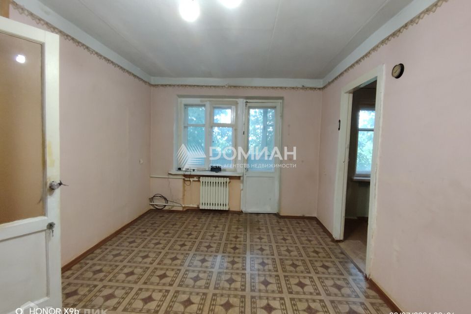 Продаётся 3-комнатная квартира, 56.6 м²