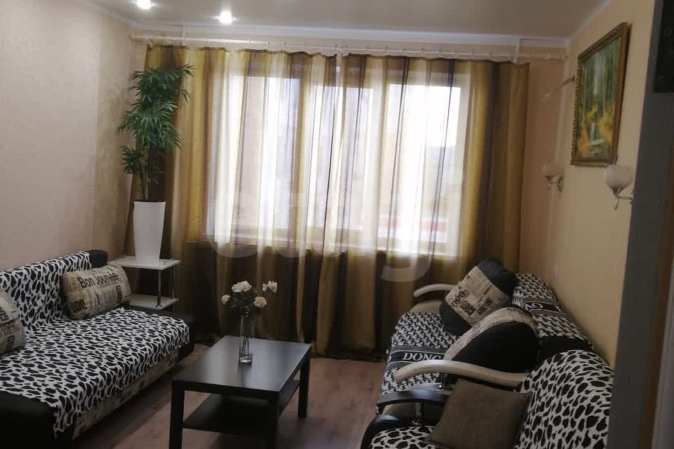 Продаётся 3-комнатная квартира, 65.2 м²