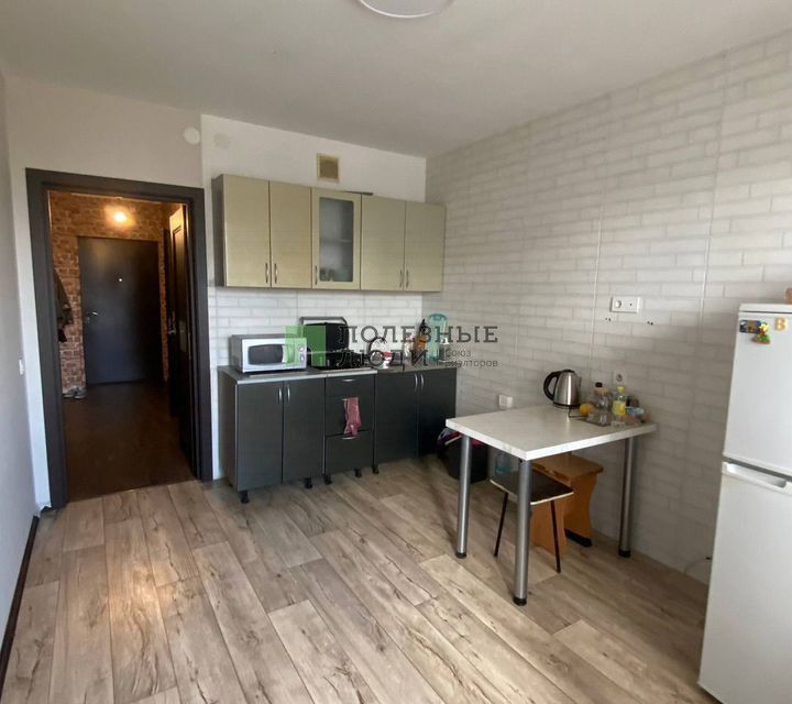 Сдаётся 1-комнатная квартира, 40 м²
