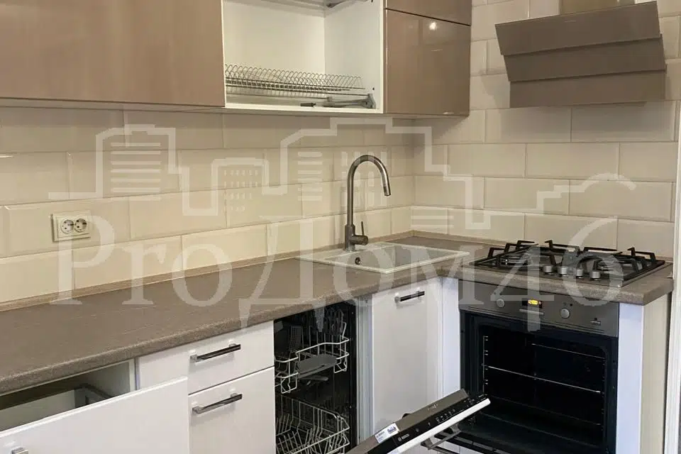 Продаётся 3-комнатная квартира, 93.2 м²