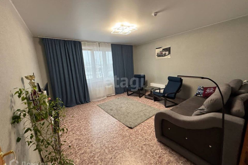 Продаётся 2-комнатная квартира, 55.8 м²