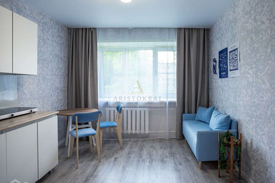 Продаётся 1-комнатная квартира, 37.3 м²