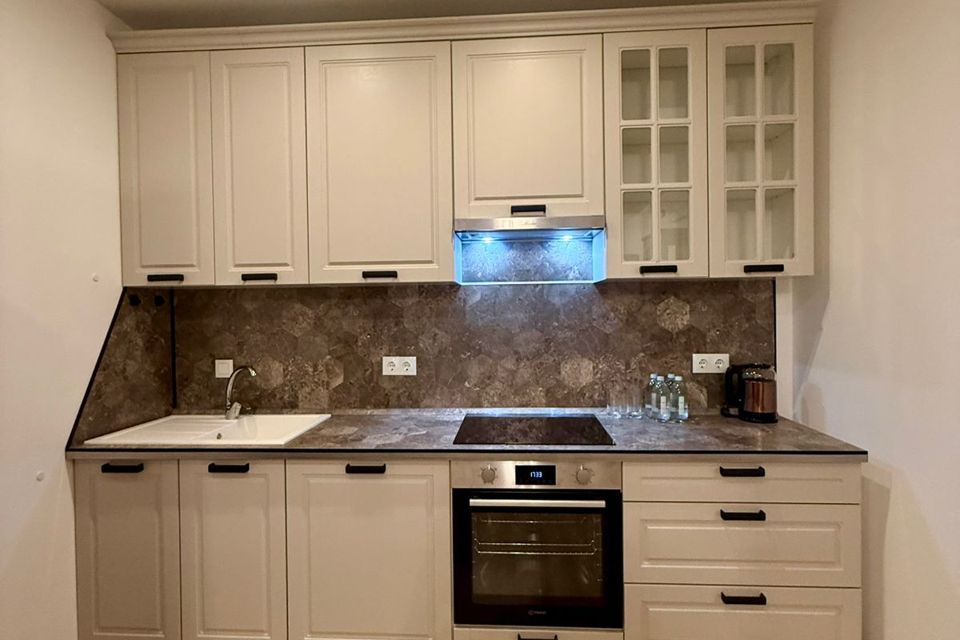 Сдаётся 1-комнатная квартира, 42 м²