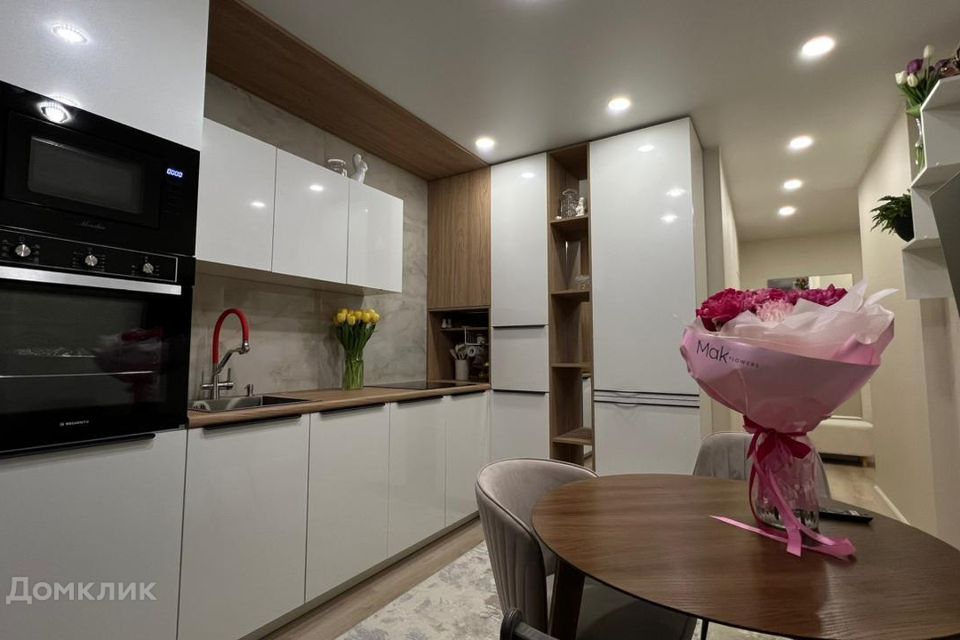 Продаётся 2-комнатная квартира, 62 м²