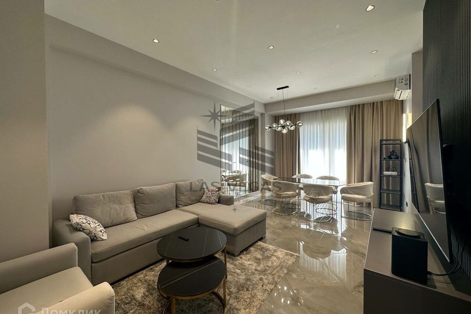 Сдаётся 2-комнатная квартира, 78 м²