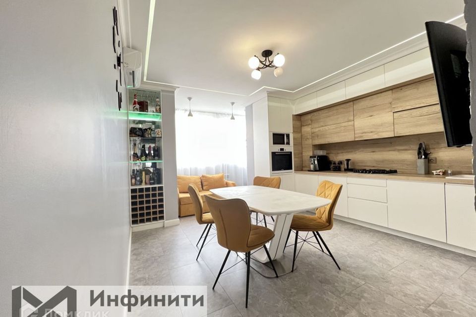 Продаётся 2-комнатная квартира, 70 м²