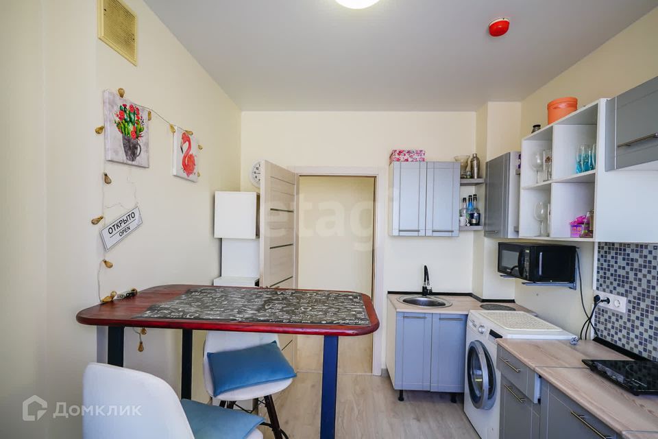 Продаётся 1-комнатная квартира, 41 м²