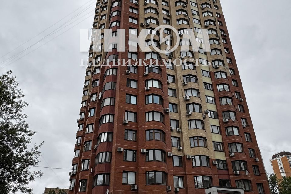 Продаётся 3-комнатная квартира, 120.2 м²