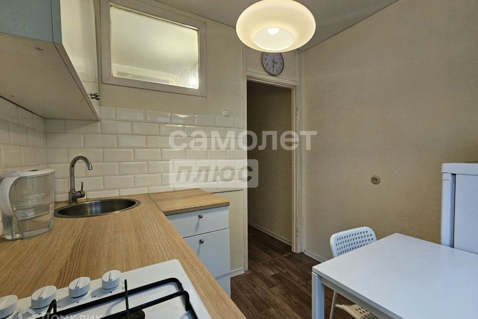 Продаётся 3-комнатная квартира, 58.4 м²