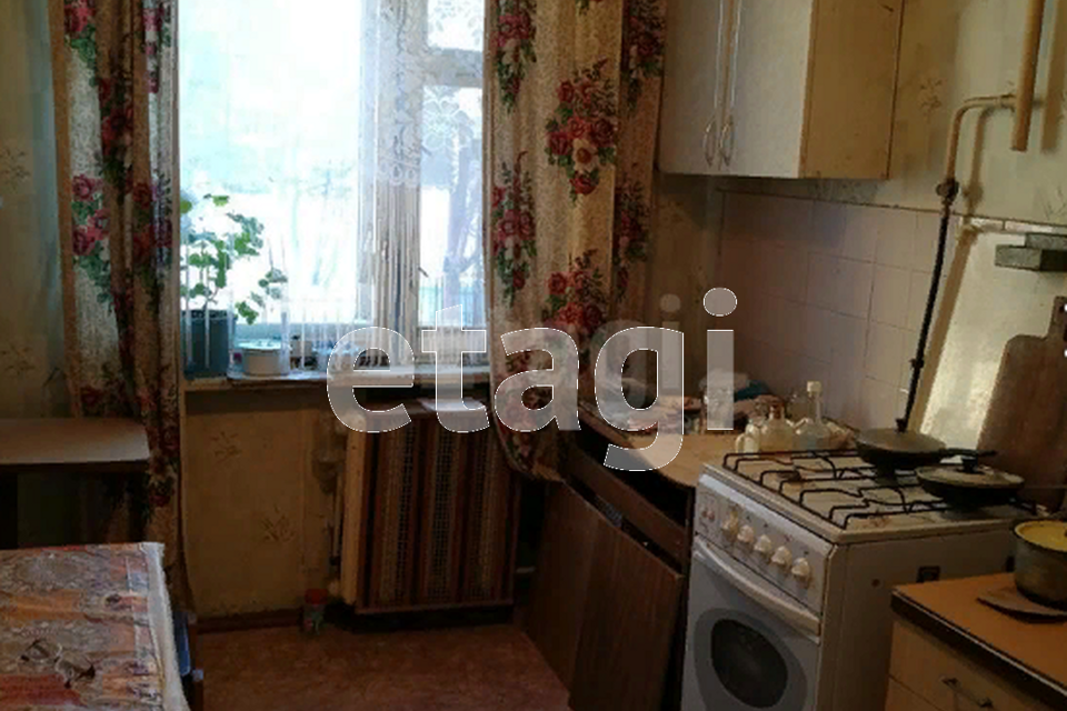 Продаётся 3-комнатная квартира, 67.8 м²