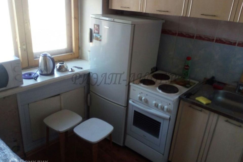 Сдам квартиру горно алтайск. Коммунистический 180 Горно-Алтайск. Коммунистический 180