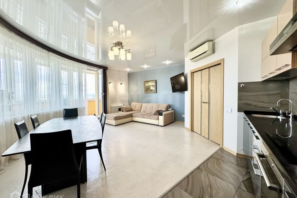 Продаётся 3-комнатная квартира, 83.2 м²