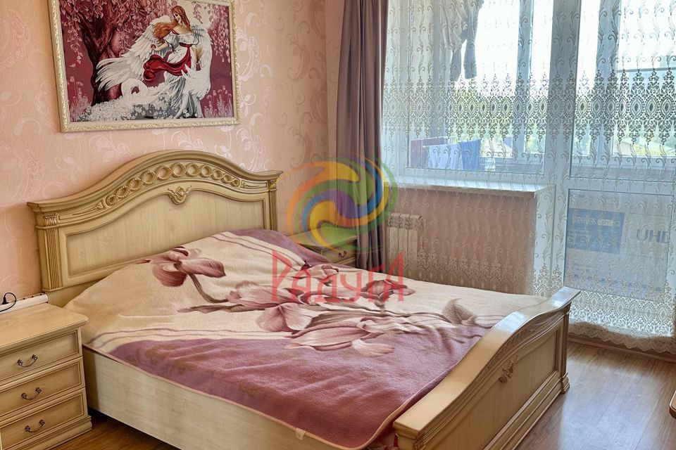 Продаётся 3-комнатная квартира, 82.7 м²