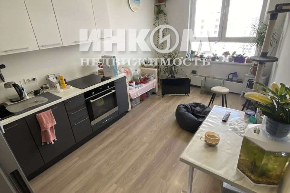 Продаётся 2-комнатная квартира, 55.8 м²