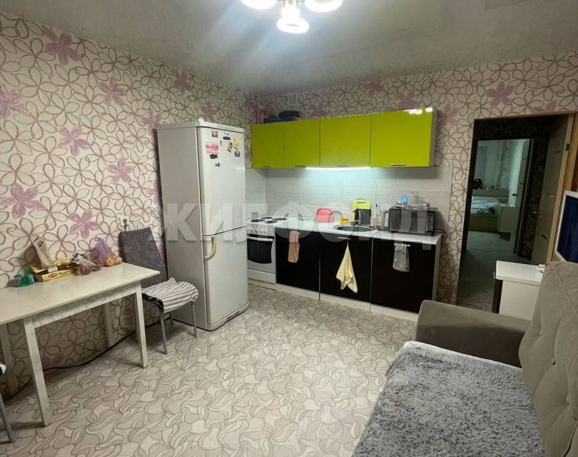 Продаётся 1-комнатная квартира, 50 м²