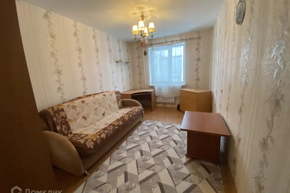 Продаётся комната в 3-комн. квартире, 13.2 м²