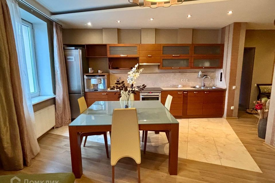 Продаётся 3-комнатная квартира, 86.5 м²