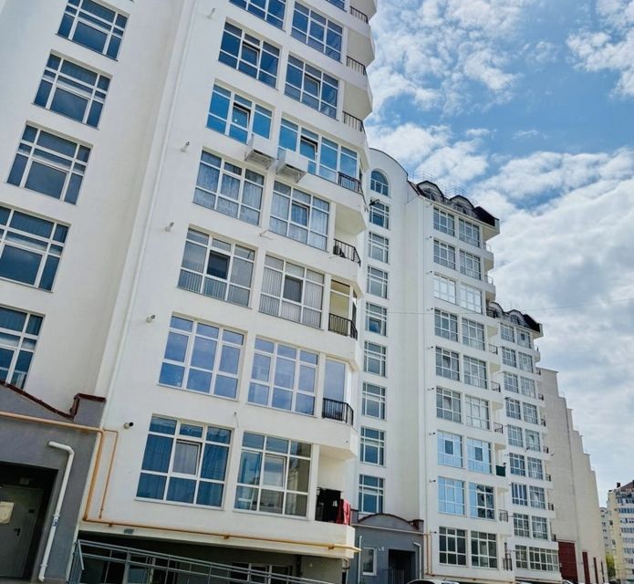 Продаётся 2-комнатная квартира, 67 м²